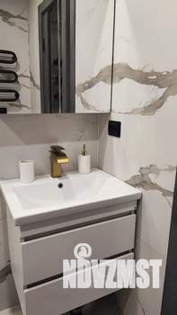 1-к квартира, посуточно, 37м2, 6/9 этаж