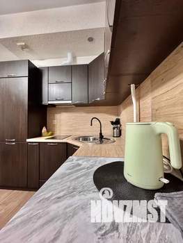 Студия квартира, посуточно, 38м2, 1/5 этаж