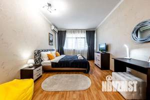 1-к квартира, посуточно, 47м2, 1/1 этаж