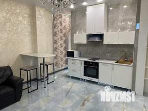 Студия квартира, посуточно, 38м2, 1/3 этаж