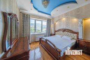 3-к квартира, посуточно, 110м2, 1/1 этаж