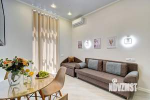 Студия квартира, посуточно, 33м2, 1/4 этаж