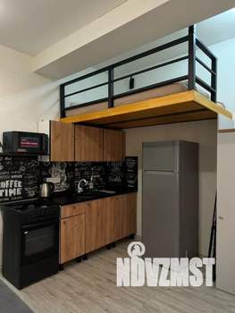 Студия квартира, посуточно, 28м2, 1/4 этаж