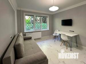 Студия квартира, посуточно, 20м2, 1/5 этаж