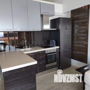 1-к квартира, посуточно, 65м2, 2/2 этаж