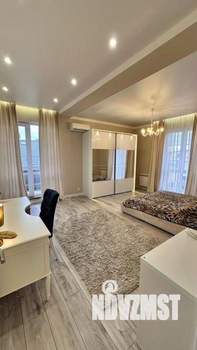 3-к квартира, на длительный срок, 130м2, 3/4 этаж