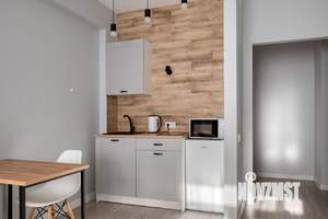 Студия квартира, посуточно, 28м2, 5/5 этаж