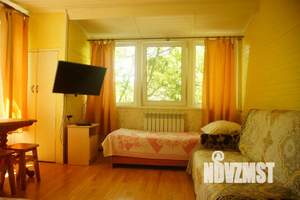 2-к квартира, посуточно, 40м2, 2/2 этаж