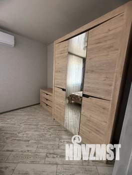 1-к квартира, посуточно, 38м2, 3/3 этаж