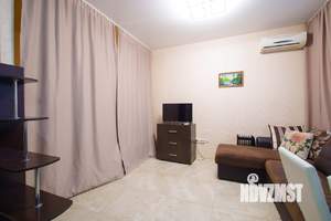 Студия квартира, на длительный срок, 36м2, 1/8 этаж