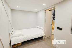 Студия квартира, посуточно, 42м2, 1/17 этаж