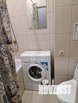 Студия квартира, посуточно, 17м2, 2/9 этаж
