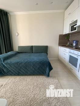 Студия квартира, посуточно, 32м2, 6/22 этаж