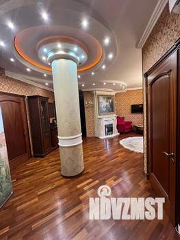 3-к квартира, посуточно, 120м2, 1/2 этаж