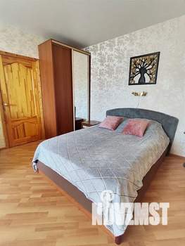 1-к квартира, посуточно, 37м2, 9/9 этаж