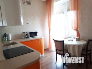 1-к квартира, посуточно, 37м2, 4/12 этаж