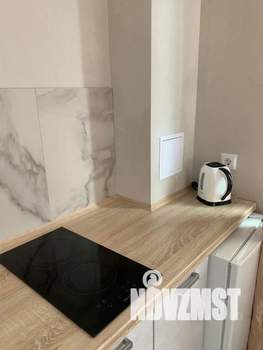 Студия квартира, посуточно, 25м2, 1/3 этаж