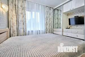 1-к квартира, посуточно, 54м2, 1/1 этаж