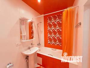 1-к квартира, посуточно, 35м2, 3/10 этаж