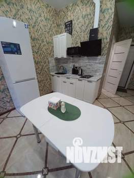 Студия квартира, посуточно, 28м2, 4/8 этаж