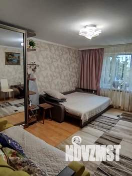 1-к квартира, посуточно, 40м2, 4/4 этаж
