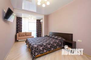 2-к квартира, посуточно, 50м2, 1/1 этаж