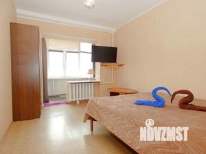 2-к квартира, посуточно, 60м2, 8/12 этаж