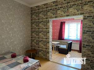 2-к квартира, посуточно, 50м2, 1/1 этаж