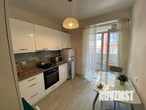 Студия квартира, посуточно, 38м2, 11/12 этаж