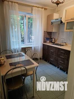 1-к квартира, посуточно, 30м2, 2/5 этаж