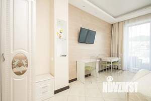 1-к квартира, посуточно, 40м2, 25/30 этаж