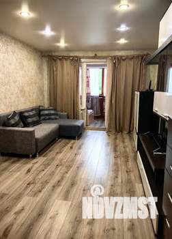 2-к квартира, посуточно, 48м2, 4/5 этаж