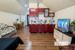 2-к квартира, посуточно, 55м2, 1/1 этаж