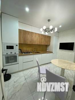 3-к квартира, посуточно, 80м2, 1/4 этаж