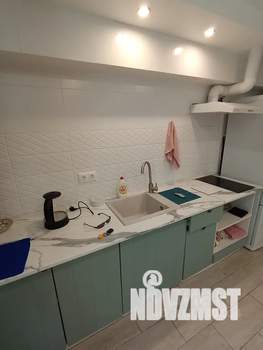 Студия квартира, посуточно, 27м2, 1/4 этаж