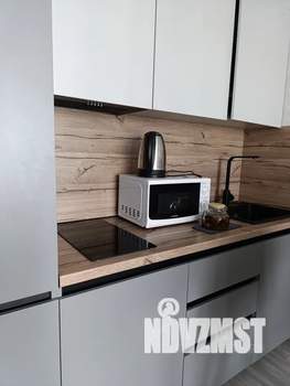 Студия квартира, посуточно, 25м2, 11/13 этаж