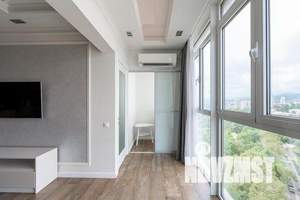 1-к квартира, посуточно, 42м2, 23/25 этаж