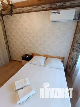 1-к квартира, посуточно, 18м2, 1/2 этаж