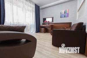 2-к квартира, посуточно, 55м2, 2/4 этаж