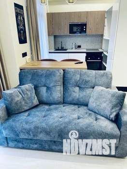 Студия квартира, посуточно, 35м2, 2/15 этаж