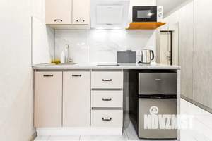 Студия квартира, посуточно, 27м2, 1/10 этаж