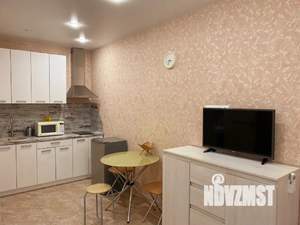 Студия квартира, посуточно, 27м2, 1/2 этаж