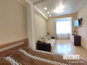 Студия квартира, посуточно, 39м2, 6/7 этаж