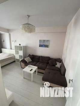 Студия квартира, посуточно, 38м2, 11/12 этаж