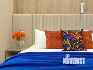 1-к квартира, посуточно, 35м2, 3/6 этаж