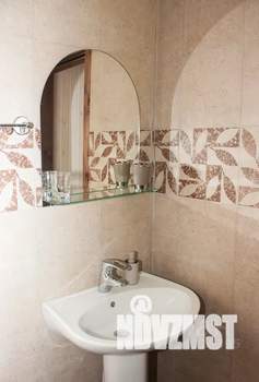 2-к квартира, посуточно, 25м2, 1/2 этаж