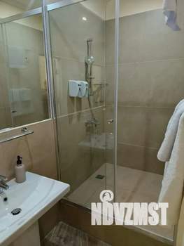 1-к квартира, посуточно, 49м2, 1/3 этаж