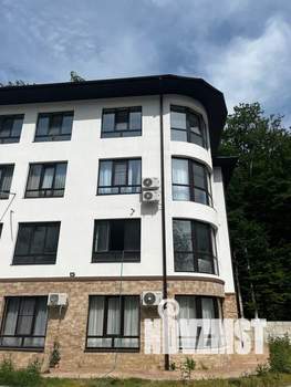 Студия квартира, посуточно, 38м2, 1/4 этаж