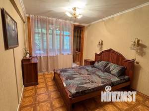 3-к квартира, посуточно, 63м2, 3/5 этаж