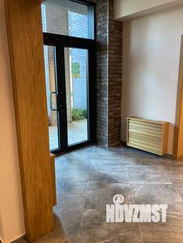 Студия квартира, посуточно, 40м2, 1/8 этаж